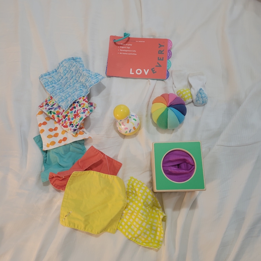 Lovevery The Senser Play Kit for Baby 5-6 Months - Picture 10 of 10